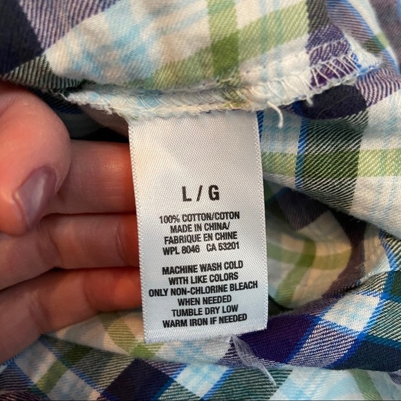 Aeropostale plaid  button up shirt in size large‎ - Picture 5 of 6